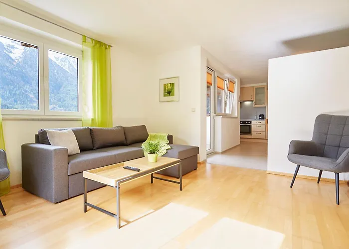 Kirchebnerhof * Oetz